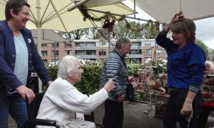 Bazaar in Nieuw Avondrust